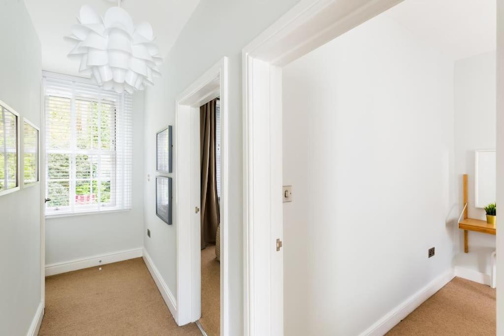 Fabulous Malvern Townhouse Great Malvern Exterior photo
